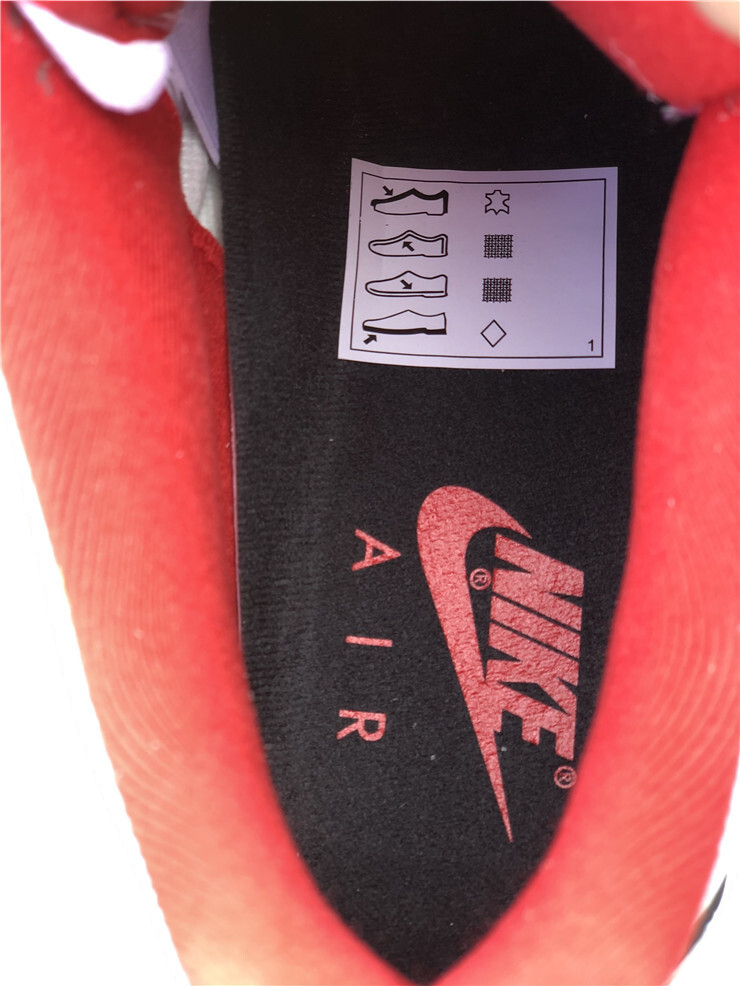 Air Jordan 4 Retro "Fire Red 2020"