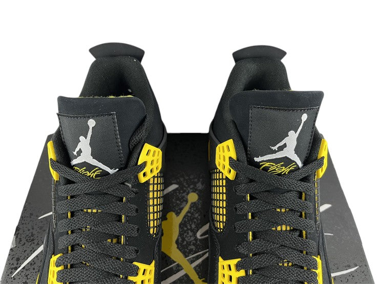Air Jordan 4 Retro "Thunder"